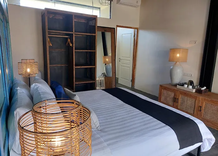 Spaces Bali Unique Boutique
